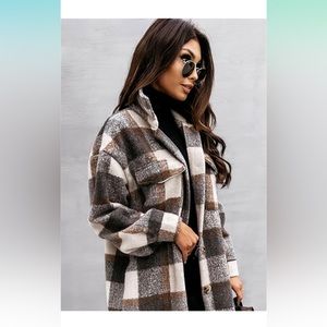 Size large lightweight shacket